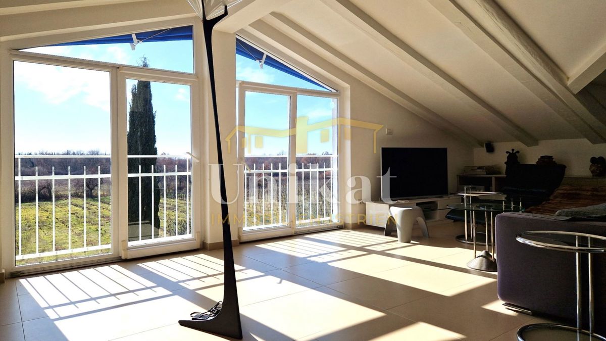 Proprietà esclusiva con molta privacy vicino a Poreč